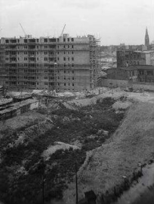 180° Panorama, Bild 6 von 7. Blick auf das Baugelände Neubauviertel Springprojekt. Berlin-Kreuzberg, Neuenburger Straße