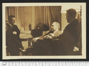 Porträtaufnahme Niels Bohr