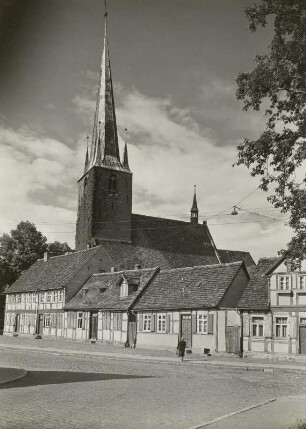 Stendal, Petrikirche, Ansicht von Südwesten, Möbius 1955