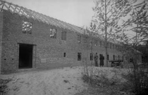 Eröffnung der Friedrich-Wolf-Oberschule in Boock / Kreis Uecker-Randow (Mecklenburg) : Außenansicht des Rohbaus