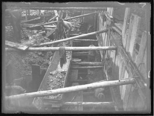 Unbekannte Brückenbaustelle