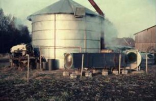 Fotografie: Trocknungstechnik, Warmlufttrocknung, Hochsilo