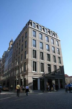 Dresden-Altstadt. Wohn- und Geschäftshaus Töpferstraße /Ecke Augustusstraße