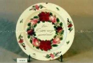 Teller, Blumendekor und Aufschrift "Zur Erinnerung"