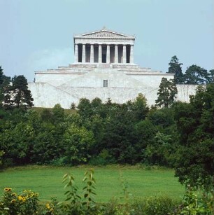 Donaustauf. Ruhmeshalle Walhalla (1830-1842). Außenansicht