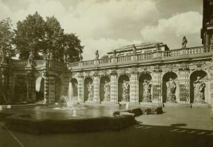 Dresden, Zwinger : Dresden. Zwinger. Nymphenbad