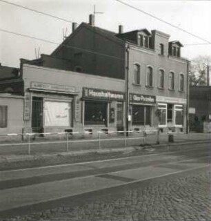 Dresden-Pieschen, Großenhainer Straße 150. Wohnhaus (um 1900) mit Läden