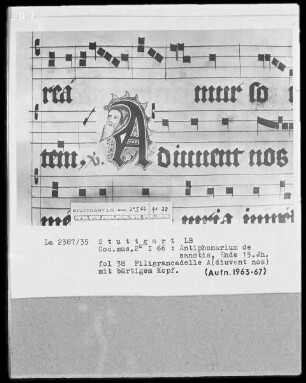 Antiphonarium de Sanctis (Dominikanerinnenhandschrift) — Zwei figürlich verzierte Initialen auf einer Textseite, Folio 38recto