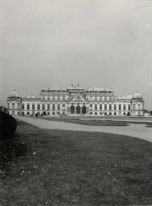 Blick auf Schloß Belvedere