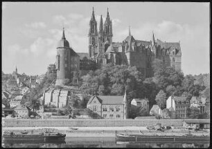 Meißen. Albrechtsburg u. Dom - Elbe mit Schleppzug