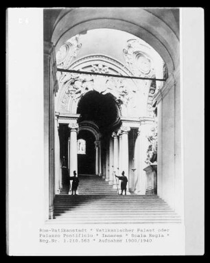 Palazzi Vaticani — Scala Regia