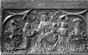 Epitaph des March von Nußdorf (gestorben 1478) und seiner Frau Spornella von Seben (gestorben 1478) mit thronender Madonna