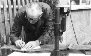 Neschwitz-Luga. Bockmühle, Wiederaufbau, Wetterfahne, Fertigung durch Erich Pusch in Übigau