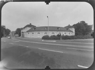 Gera-Untermhaus, Orangerieplatz 1. Orangerie (Kunstsammlung Gera, 1729-1732, 1748-1749; G. H. Krohne). Straßenansicht