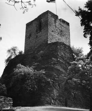 Kamp-Bornhofen. Ruine der Burg Sterrenberg (um 1190). Turm
