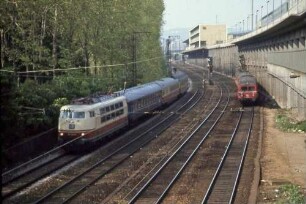 Stuttgart Hbf. Block Rosenstein Lok 103 107 TEE UIC-X-Wagen elTW Baureihe 465