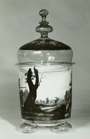 Deckelbecher