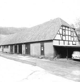 Dresden-Pillnitz, Pillnitzer Platz 2. Ehem. Gartenbauschule (Hochschule für Technik und Wirtschaft Dresden, Fakultät Landbau/Landespflege). Hofgebäude (18./19. Jh.). Hofansicht