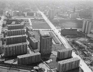 Luftaufnahme, Blick von Westen auf die Otto-Suhr-Siedlung, 3. Bauabschnitt an der Ritterstraße. Berlin-Kreuzberg, Alte Jakobstraße, Ritterstraße