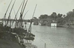 Ägypten. Nilarm mit Dahabiehs und Hausbooten