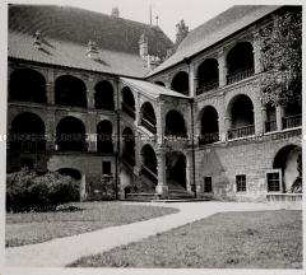 Landshut, Burg Trausnitz, Burghof
