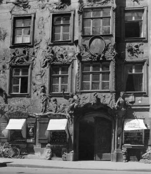 München, Sendlingerstraße 61. Asamhaus (Fassade 1729/1734; E. Q. Asam). Teilansicht