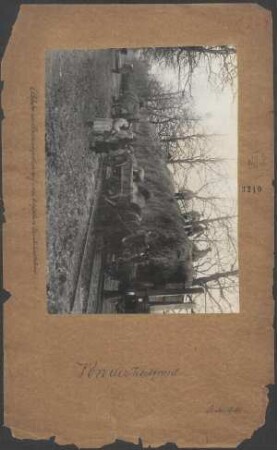 Abfuhr von Heutransporten auf einer belgischen Eisenbahnstation