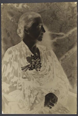 Portrait Therese Junkers