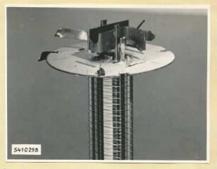 Gitter von Röhren 5, Foto 1954