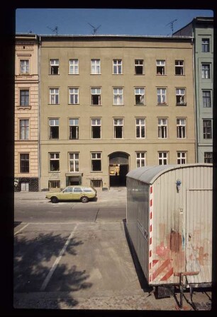 Diapositive: Adalbertstr. 76, Juni 1984