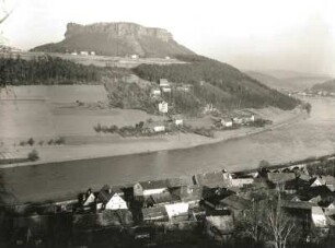 Blick von Königstein über die Elbe zum Lilienstein und gegen Bad Schandau