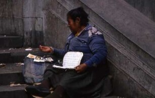 Bettlerin ín Lima, Peru 1990