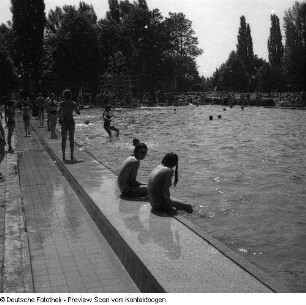 Sommerferien: Wostrabad