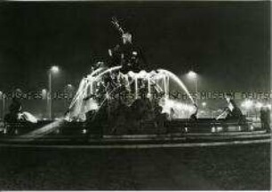 Berlin, Neptun-Brunnen bei Nacht