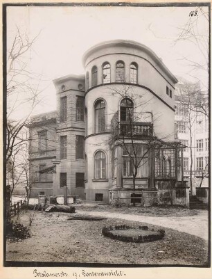Einzelwohnhaus Potsdamer Straße 19, Berlin-Tiergarten: Ansicht von der Gartenseite (aus: Julius Kohte, Alt-Berlin, Bauwerke in Berlin und Charlottenburg, aufgenommen 1907-1914)