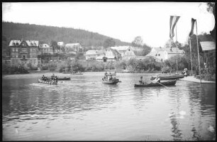 Bad Elster. Luisasee mit Ruderbooten