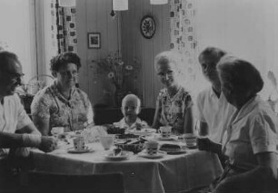 Familie Kunzmann zu Besuch bei Kurt Beck und Familie, 1. von links: Kurt Beck : Familie Kunzmann zu Besuch bei Kurt Beck und Familie
