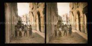 Belebte Gasse in Brindisi
