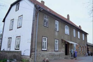 Hauptgebäude der ehemaligen Saline Ernsthall; jetzt Kindergarten