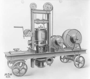 Fahrbar und versenkbar eingerichtete elektrische Zentrifugalpumpe (Maffei-Schwartzkopff-Werke GmbH) : Technikgeschichte | Maschinenbau | Hebezeuge | Pumpen, Ventilatoren, Kompressoren