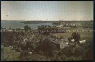 Blick auf die Hafenstadt Puerto Montt im Süden Chiles