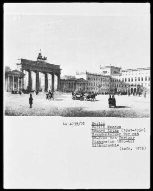 Berlin, Brandenburger Tor mit Nordwestecke des Pariser Platzes
