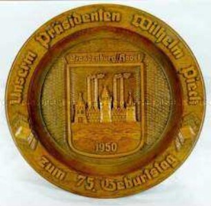 Holzteller mit Wappen von Brandenburg/Havel
