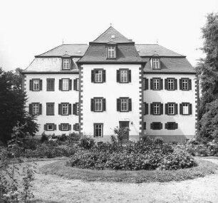Schloss Echzell (Schlossanlage); Echzell, Hauptstraße 111, Hauptstraße