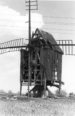 Uebigau-Wahrenbrück-Marxdorf. Bockmühle, ruinös