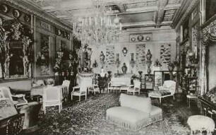 Palais Radziwill. Salon : Salon im Palais Radziwill (seit 1875 Reichskanzler-Palais), Innenansicht. Berlin, Wilhelmstraße 77