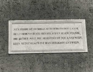 Meißen, Siebeneichener Straße 61?. Wohnhaus mit Stallanbau (1851/1900). Inschrifttafel