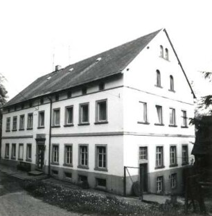 Goßberg (Striegistal-Goßberg), Hauptstraße 8. Schneidemühle. Wohnhaus (1865). Straßenansicht