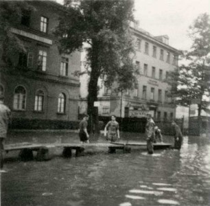 Hochwasser-Katastrophe Juli 1954 : Otto-Schill-Str.