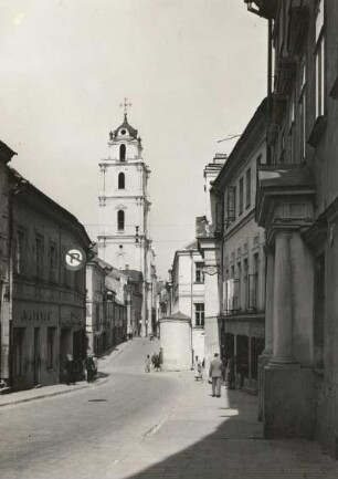 Vilnius. Kirche St. Johannes. Glockenturm von Südwest